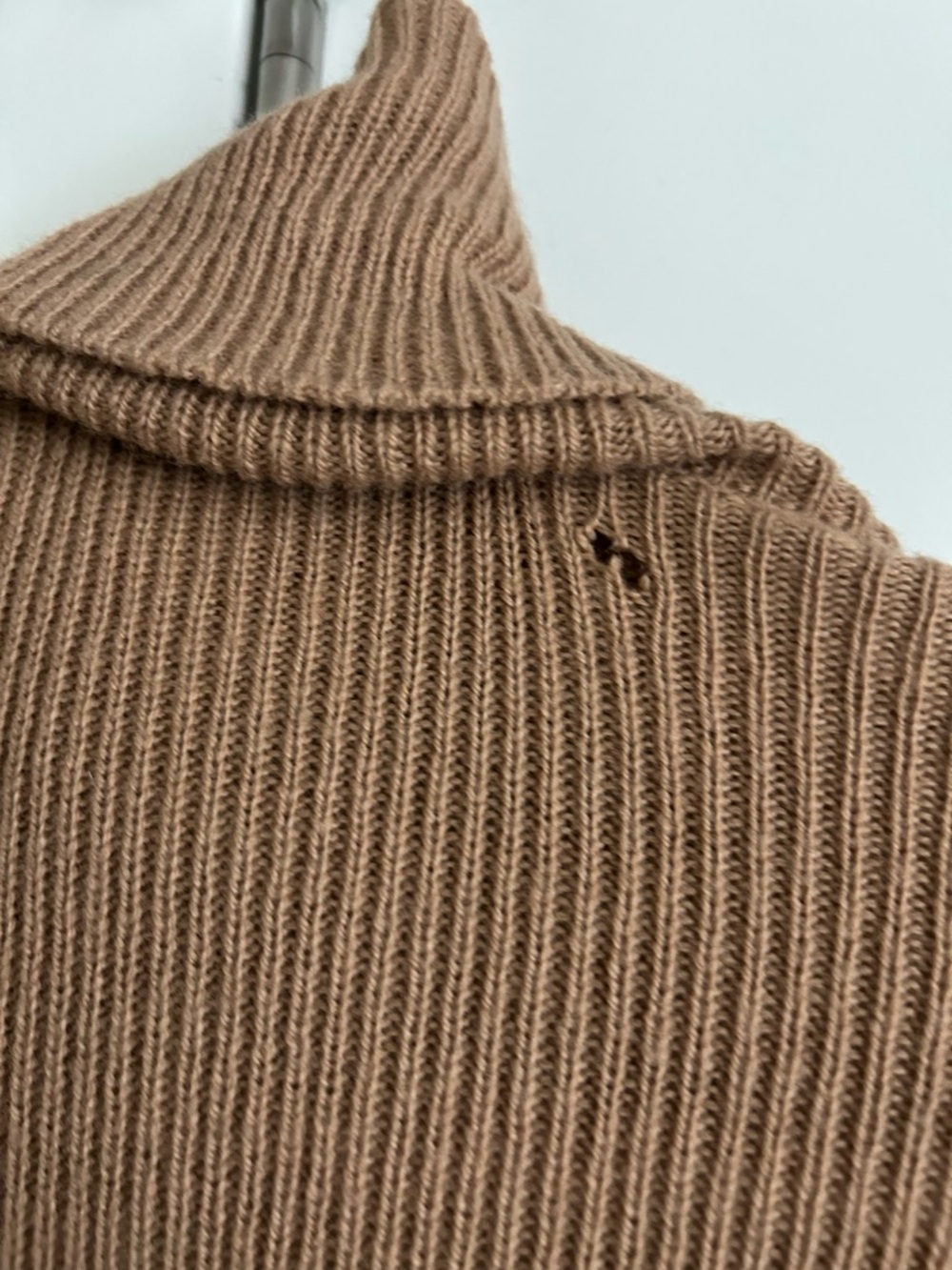 Stella McCartney camel Turtleneck Sweater - Picture 3 of 4